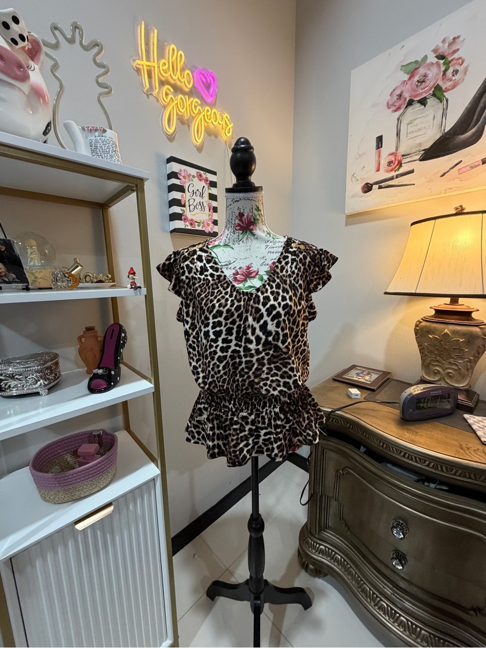 Adrienne Vittadini Leopard Print V-Neck Ruffle Hem Top - Brown Black - Picture 10 of 12